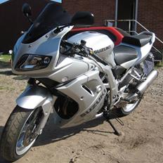 Suzuki sv1000s solgt
