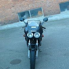 Suzuki gsxr - 250 *SOLGT*