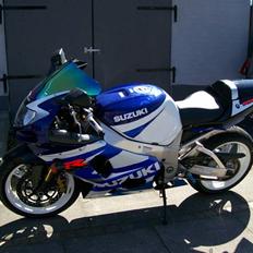 Suzuki GSXR 1000 K1