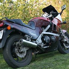 Kawasaki GPZ600R ..::solgt::..