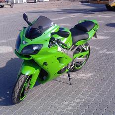 Kawasaki ZX6R 636