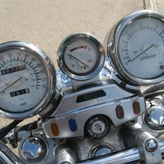 Yamaha XJ700 Maxim X