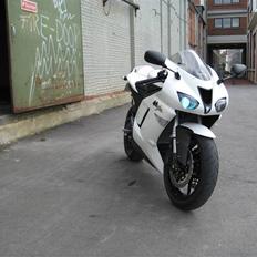 Kawasaki ZX6R