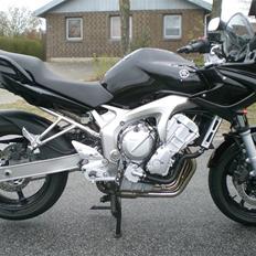 Yamaha FZ6-S