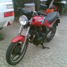 Yamaha XS400 Seca