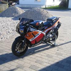 Honda VFR 400R NC 30