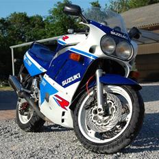 Suzuki gsxr 750
