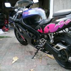 Kawasaki zxr 750