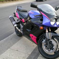 Kawasaki zxr 750