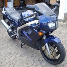 Honda VFR 750 F
