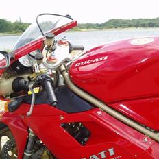 Ducati 748
