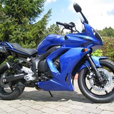 Yamaha FZ6S ( Kone-cykel ) SOLGT