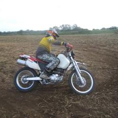 Yamaha - Solgt - TT600R