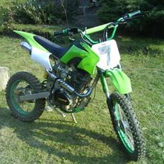 Loncin Kinesisk 150ccm DirtBike