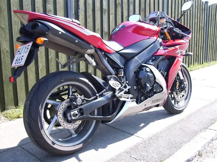 Yamaha yzf R1 billede 4