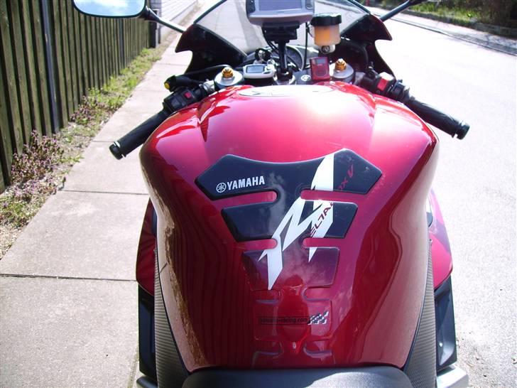 Yamaha yzf R1 billede 11