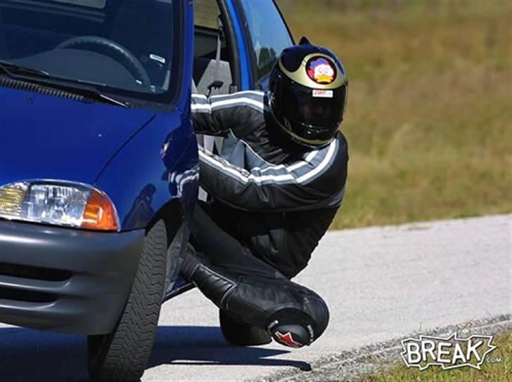 Ducati Monster 750 i.e. SOLGT - Har man kørt liiiidt for meget cykel måske?! :) billede 14