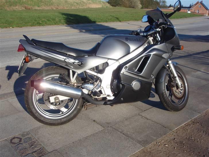 Suzuki GS500E ** SOLGT ** billede 3