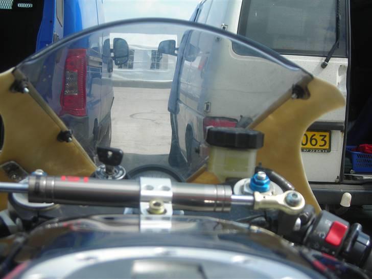 Yamaha YZF R1 (SOLGT) billede 8