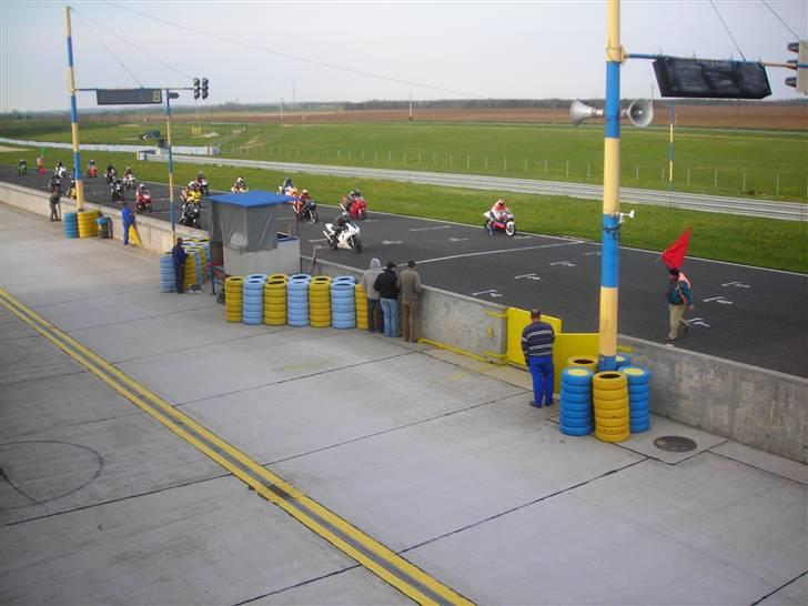 Yamaha YZF R1 (SOLGT) billede 12