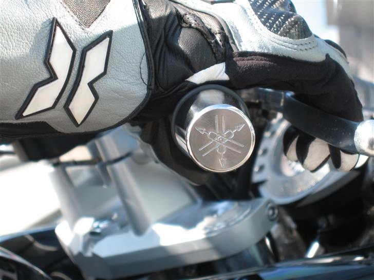 Yamaha FZ6-S ABS (06-model) - Hjemmedrejede bar sliders i rustfrit stål billede 5