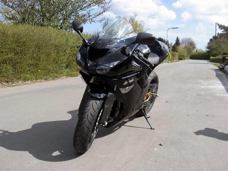 Kawasaki ZX10R (Solgt) billede 10