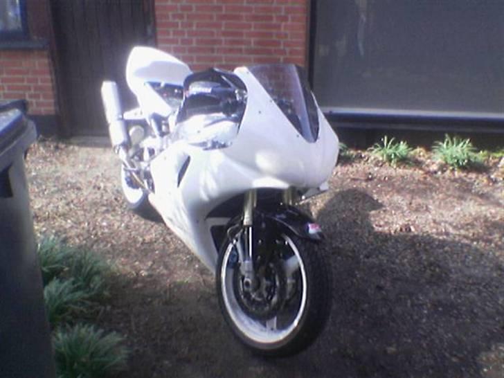 Yamaha YZF R1 (SOLGT) billede 13