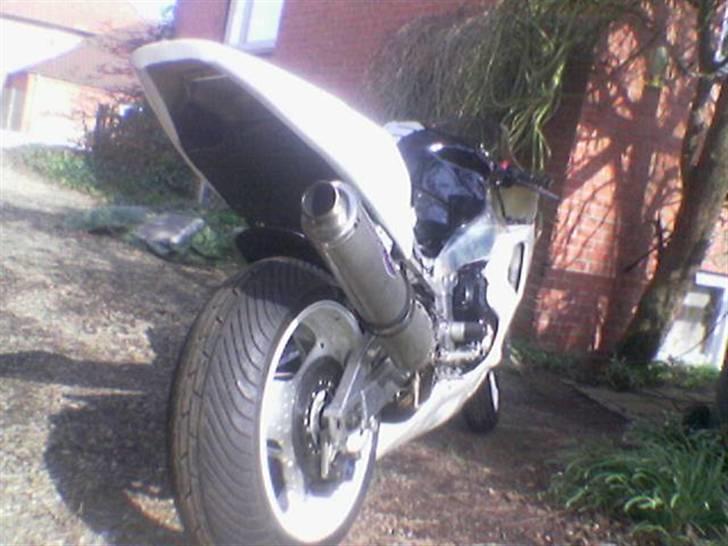 Yamaha YZF R1 (SOLGT) billede 17