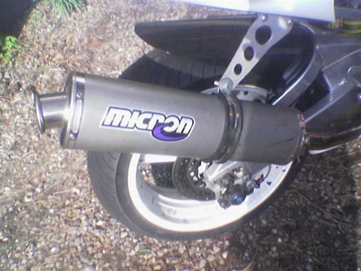 Yamaha YZF R1 (SOLGT) billede 18