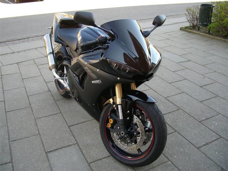 Yamaha R6 billede 8