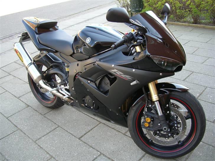 Yamaha R6 billede 10