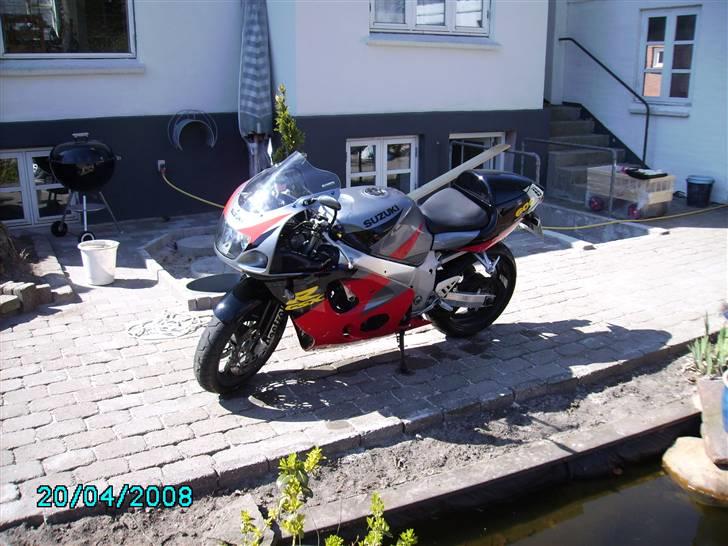 Suzuki GSXR 600 billede 4