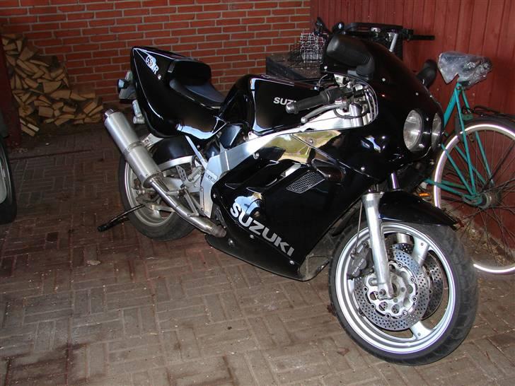 Suzuki GSX-R 400R  #DØD# billede 2