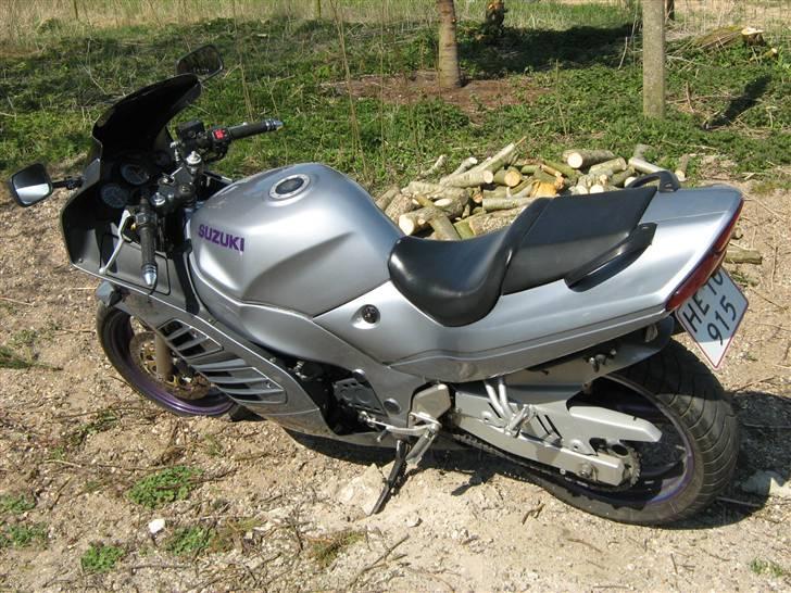 Suzuki RF 600 ***SOLGT*** billede 6