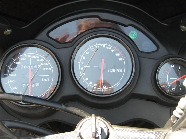 Suzuki RF 600 ***SOLGT*** billede 10