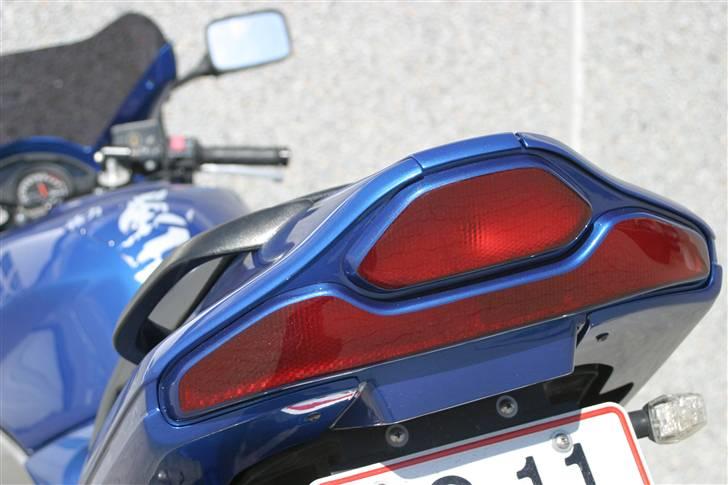 Suzuki RF 600 R *SOLGT* billede 9