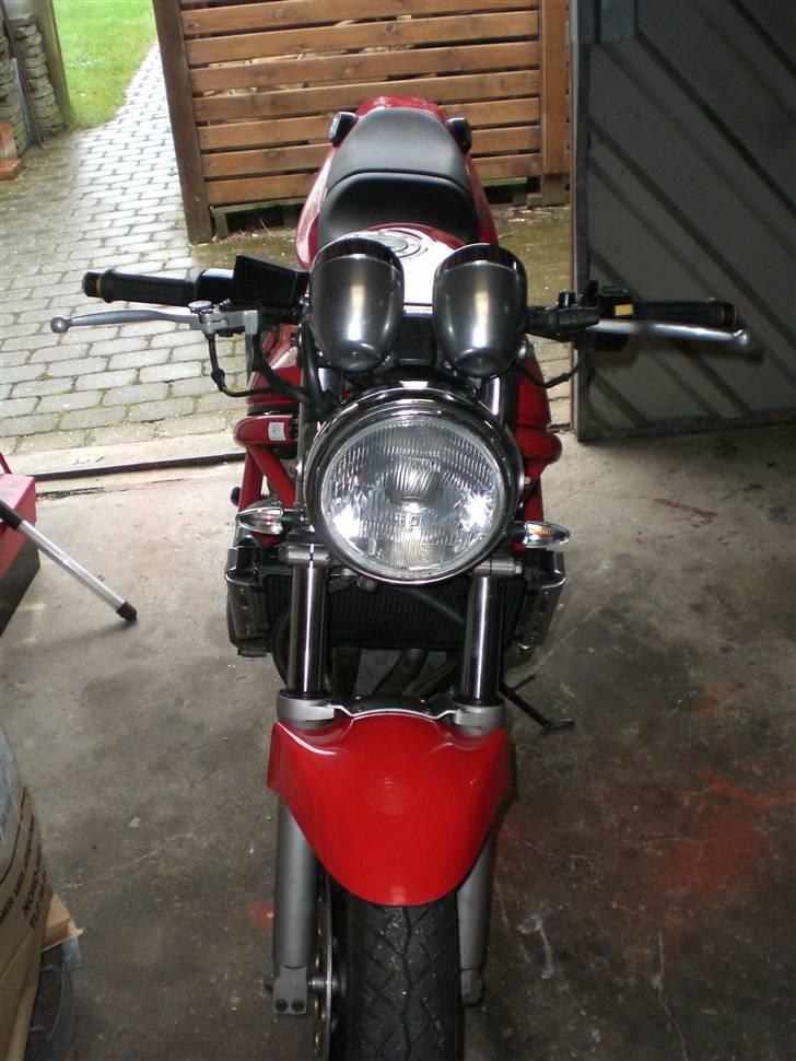 Suzuki GSF 400 Bandit (Solgt) - std. front billede 7