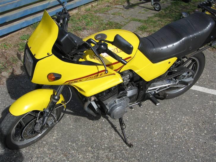 Suzuki GSX750ES billede 2