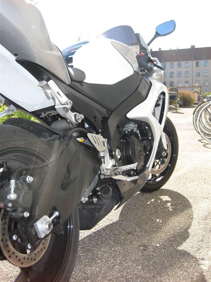 Suzuki gsx-r1000 solgt - så der klar til ny potte billede 6