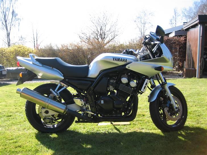 Yamaha FZS 600 Fazer - SOLGT! - Yamaha FZS 600 Fazer billede 1
