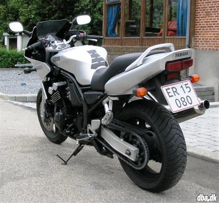 Yamaha FZS 600 Fazer - SOLGT! - Bagfra billede 2