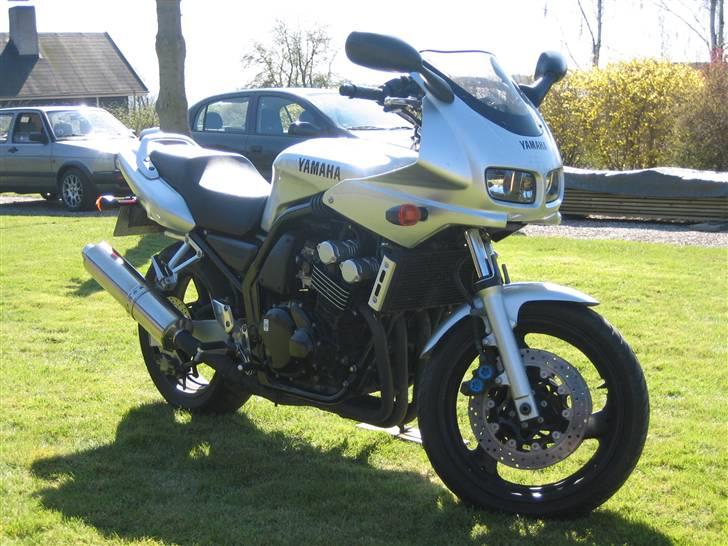 Yamaha FZS 600 Fazer - SOLGT! - Siden billede 3