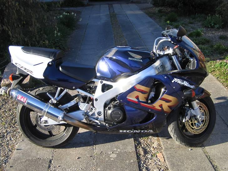 Honda CBR 900 RR Solgt - Klargøring til sæson 08 billede 3