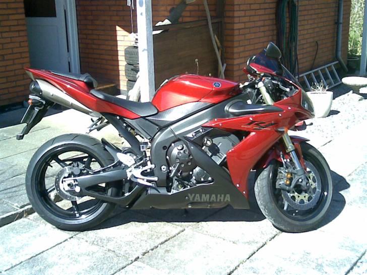 Yamaha Yzf r1 billede 3