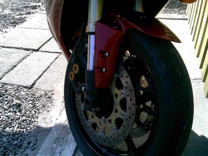 Yamaha Yzf r1 billede 8