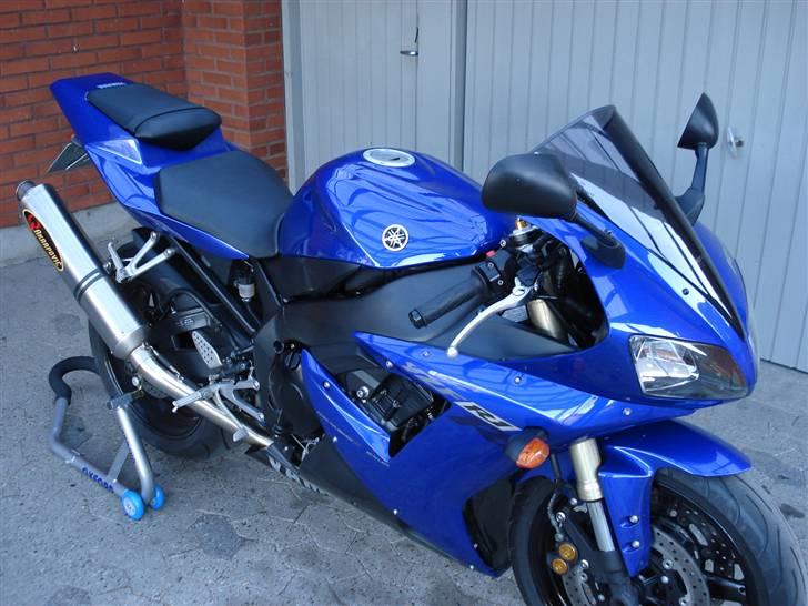 Yamaha yzf r1 2003 model billede 5