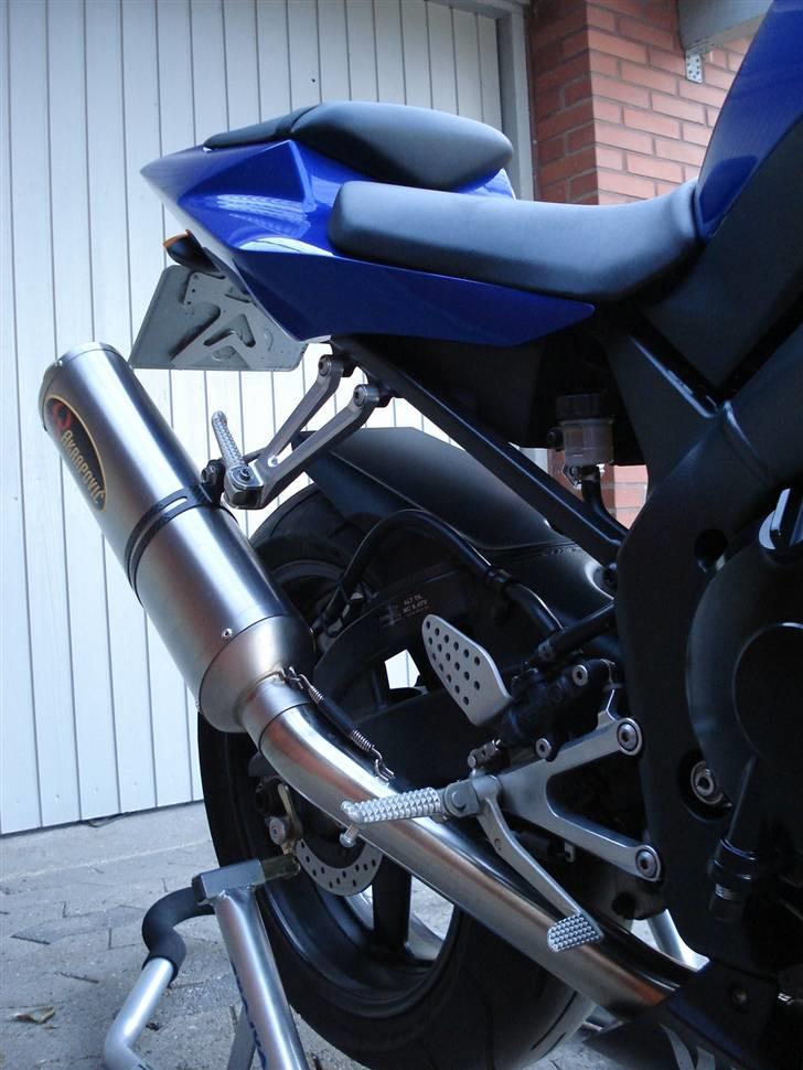 Yamaha yzf r1 2003 model billede 11