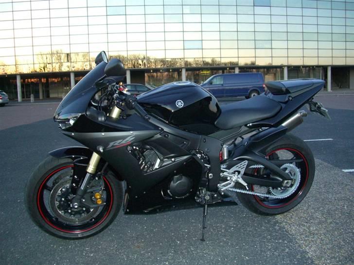 Yamaha R6 billede 15