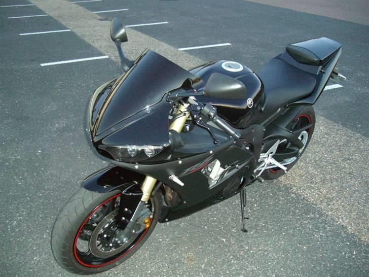 Yamaha R6 billede 16