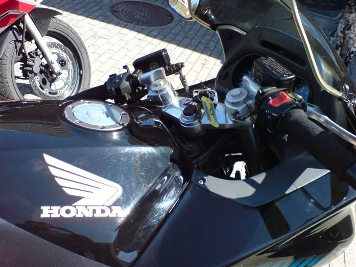 Honda CBR 1000 billede 14
